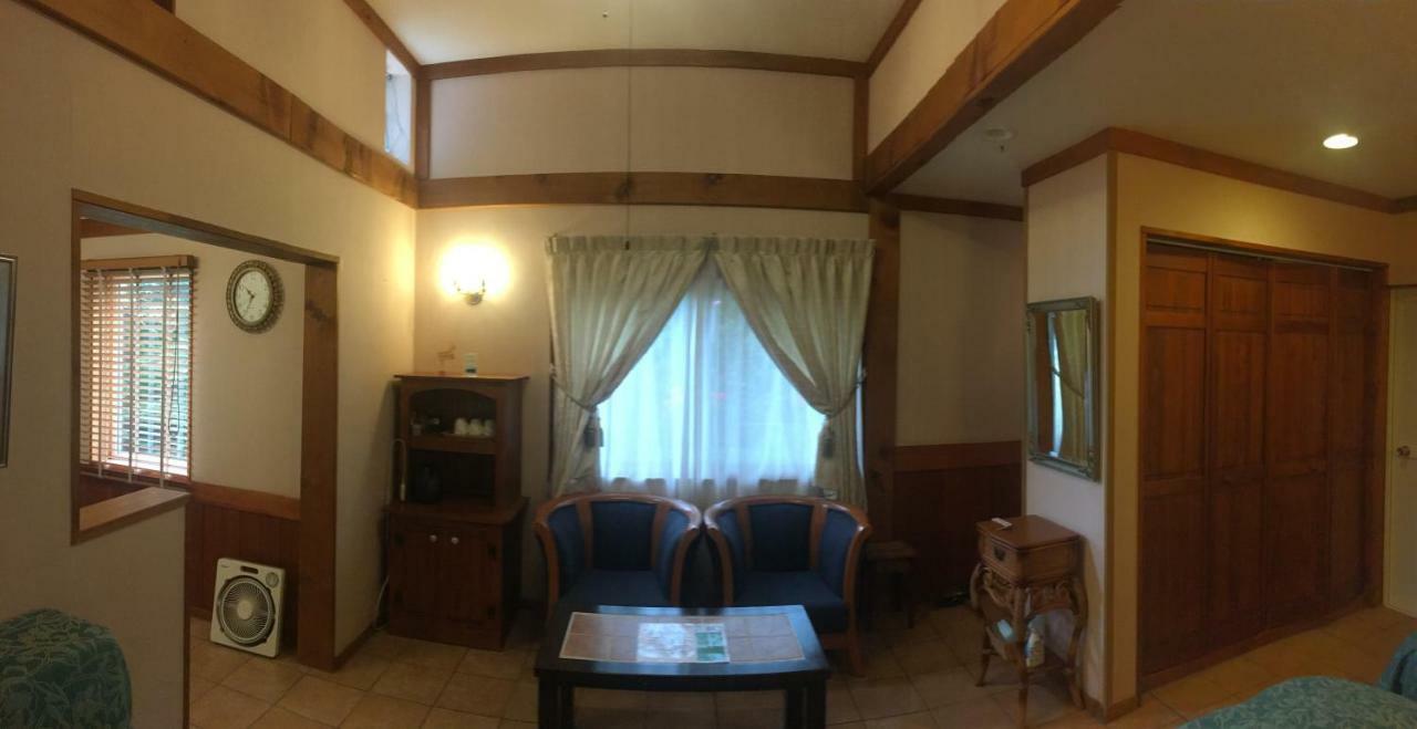 Private Hotel Rei Fujikawaguchiko Exterior photo